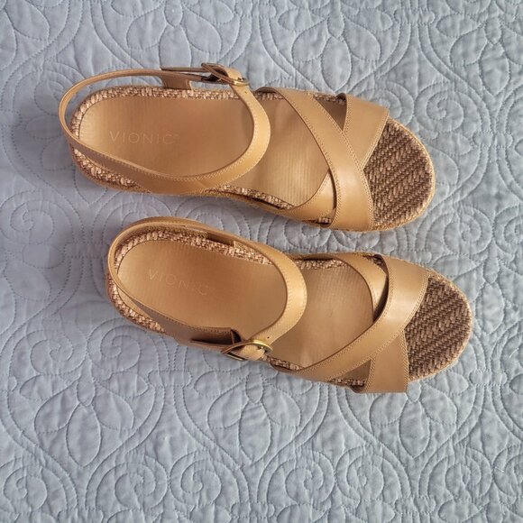 Vionic Mar Strappy Platform Sandal Size 10 - Picture 2 of 6